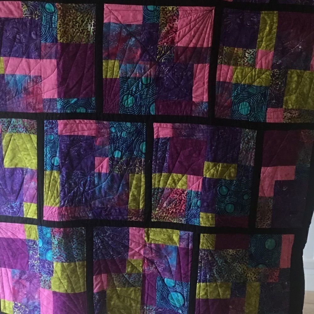 Handmade Quilt   - Picture 6 of 12